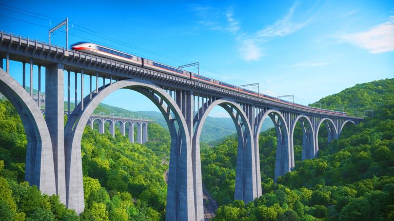 Illustration de la construction du viaduc de Caijiagou pour la ligne à grande vitesse Chongqing-Wanzhou en Chine.